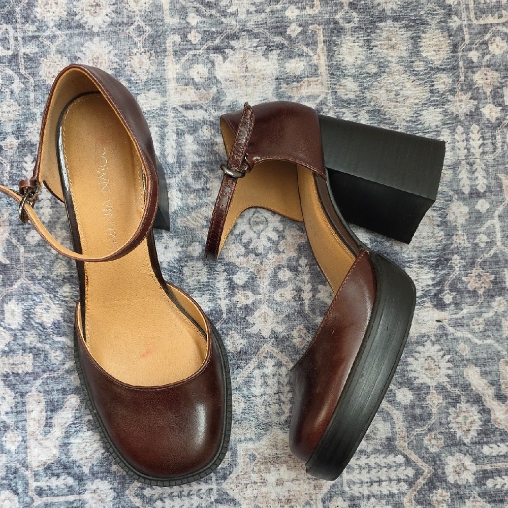 Crown Vintage Mary Jane Heels